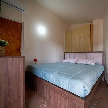 Holiday home Hubstay - Hillside In Platres