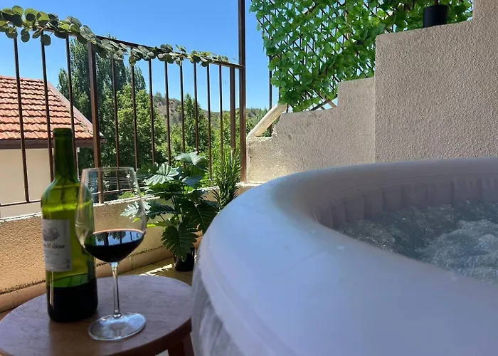 Prázdninový dům Hubstay Hillside With Private Jacuzzi Platres