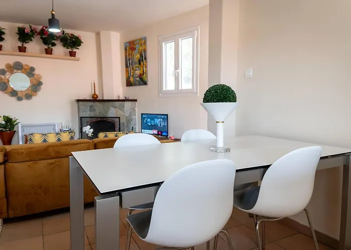 Hubstay Hillside With Private Jacuzzi Prázdninový dům Platres