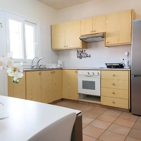 Hubstay Hillside With Private Jacuzzi * Platres