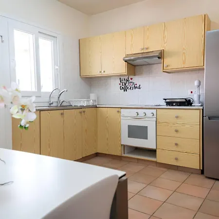Hubstay Hillside With Private Jacuzzi Platres